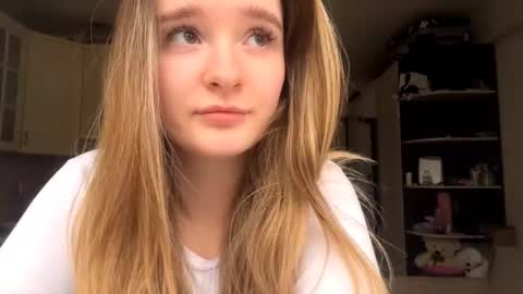 Emma online show from 01-17-26, 12:10