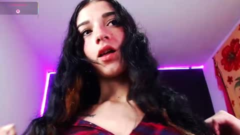 Ingrid Zese online show from 10-13-25, 07:03
