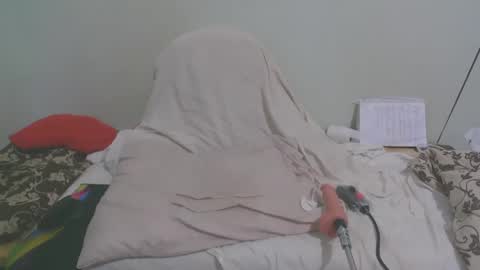 Snapshot of ink_brunette chatting on 01-26-25, 04:51 ink brunette online show from 01-26-25, 04:51