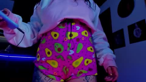 demon online show from 11-17-25, 05:24