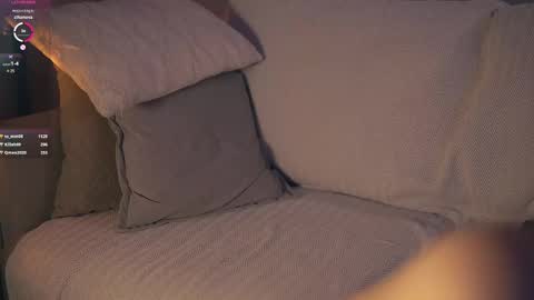 Im Senise Welcome to my room My instagram  online show from 02-21-25, 08:40