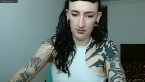 Snapshot of inked_val chatting on 04-18-26, 03:49 Valerie online show from 04-18-26, 03:49