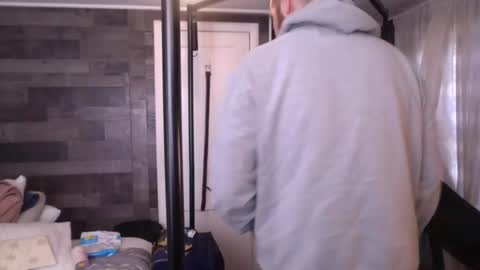 Snapshot of inmybackyard chatting on 01-17-25, 03:32 InMyBackyard online show from 01-17-25, 03:32