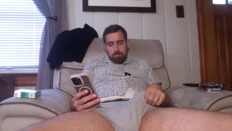 Snapshot of inmybackyard chatting on 09-26-25, 02:10 InMyBackyard online show from 09-26-25, 02:10