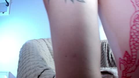 Lina online show from 01-18-25, 12:26