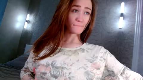 Lina online show from 03-10-25, 01:32