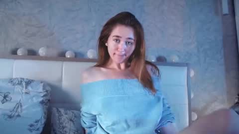 Lina online show from 10-07-25, 12:13