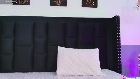 SELENA  online show from 12-25-24, 03:17