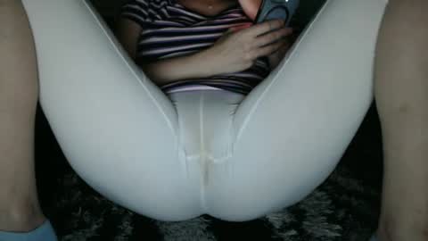 Snapshot of inocentekitty chatting on 01-17-25, 09:06 Alessia online show from 01-17-25, 09:06