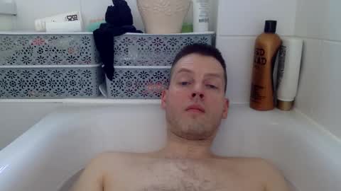 Snapshot of interestedhun chatting on 01-09-25, 11:47 InterestedHun online show from 01-09-25, 11:47