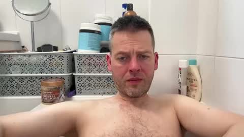 Snapshot of interestedhun chatting on 10-03-25, 01:19 InterestedHun online show from 10-03-25, 01:19