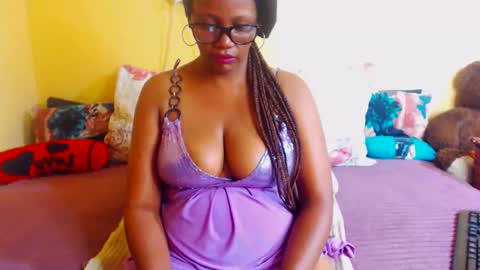 boniswa caroline online show from 11-27-25, 03:58