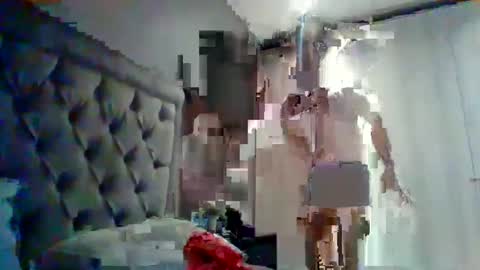 Snapshot of introducingthebrilliance chatting on 10-09-25, 03:04 WillyTripleXxx online show from 10-09-25, 03:04