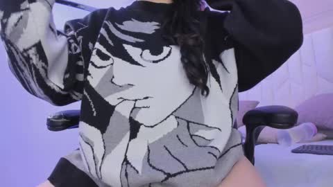 io_chie_ online show from 11-17-25, 04:29