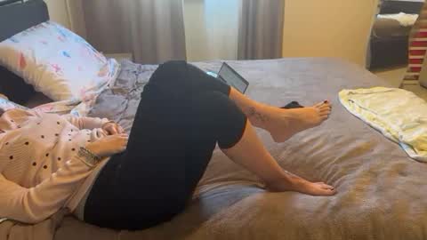 Snapshot of iopensusa chatting on 01-08-25, 12:47 iopensusa online show from 01-08-25, 12:47