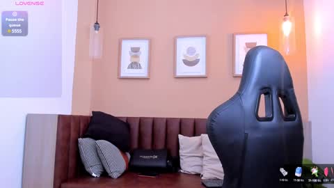 Snapshot of iori_21 chatting on 12-10-24, 12:27 iori online show from 12-10-24, 12:27