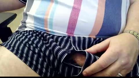 iphorny online show from 11-12-25, 11:14