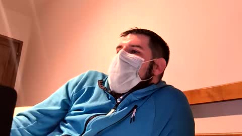 Snapshot of iplaywithu221 chatting on 10-14-25, 09:15 iplaywithu221 online show from 10-14-25, 09:15