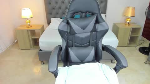 Irantzu online show from 12-22-24, 12:27