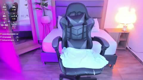 Irantzu online show from 02-05-25, 03:31