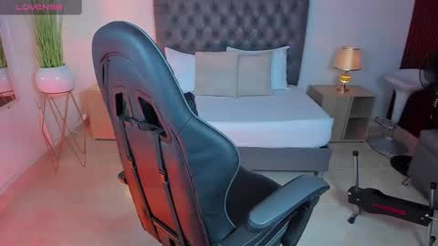 Irantzu online show from 03-11-25, 12:39