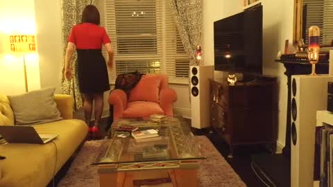 Irena Adler online show from 12-20-25, 10:39