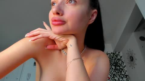 Ir s room online show from 01-21-25, 08:52