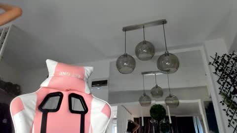 Ir s room online show from 09-30-25, 04:39