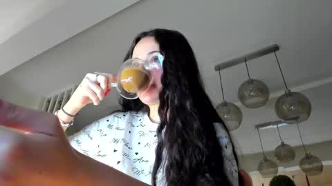 Ir s room online show from 12-01-25, 05:23