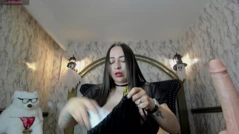 Irenne Wilson Online 0700 to 1400 gmt-5 online show from 10-21-25, 12:17