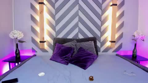 Snapshot of iriis_rosse chatting on 09-09-25, 03:00 Iris Rosse online show from 09-09-25, 03:00