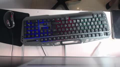 Snapshot of iris_bell_ch chatting on 12-14-25, 11:26 Iris online show from 12-14-25, 11:26