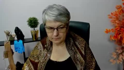 Snapshot of iris_xdesire chatting on 01-15-25, 11:00 I R I S online show from 01-15-25, 11:00