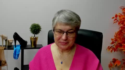 Snapshot of iris_xdesire chatting on 01-24-25, 07:30 I R I S online show from 01-24-25, 07:30