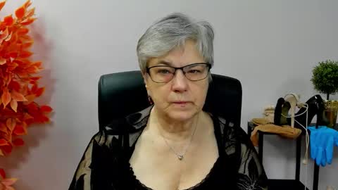Snapshot of iris_xdesire chatting on 11-19-25, 07:08 I R I S online show from 11-19-25, 07:08