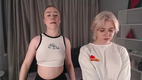 Snapshot of irisbarrington chatting on 12-01-24, 05:02 Iris Day Maya night online show from 12-01-24, 05:02