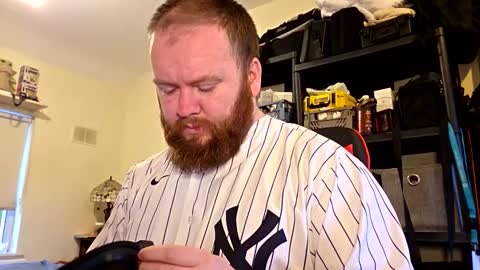 twitter theirishman205 online show from 12-18-25, 12:44