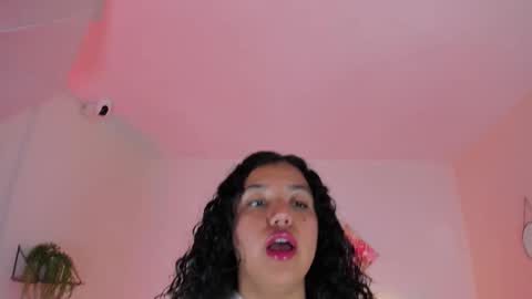 Iris online show from 11-26-25, 03:29