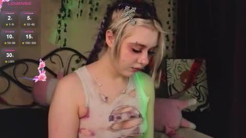 I am Cutie Iris3 online show from 10-30-25, 09:33