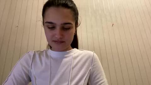 irisss31 online show from 01-08-25, 07:13