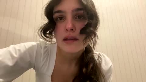 irisss31 online show from 02-24-25, 06:47