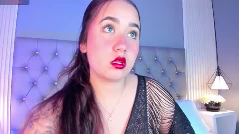 Snapshot of iriswills chatting on 10-20-25, 05:46 Iris online show from 10-20-25, 05:46