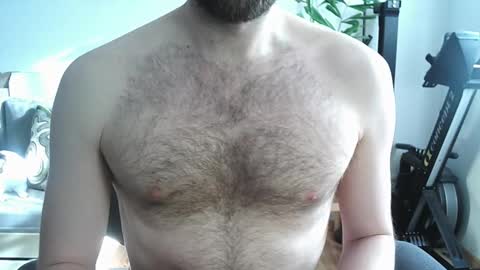 Snapshot of irndke chatting on 10-26-25, 09:04 Irndke online show from 10-26-25, 09:04