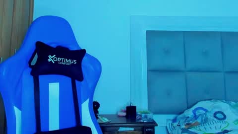 Iron online show from 01-31-25, 01:22