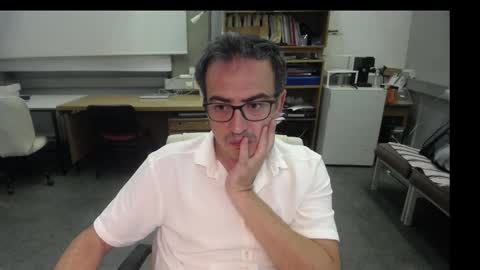 Snapshot of ironchrome chatting on 09-18-25, 04:58 IronChrome online show from 09-18-25, 04:58