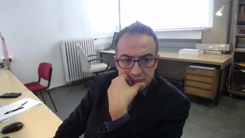 Snapshot of ironchrome chatting on 10-21-25, 11:44 IronChrome online show from 10-21-25, 11:44