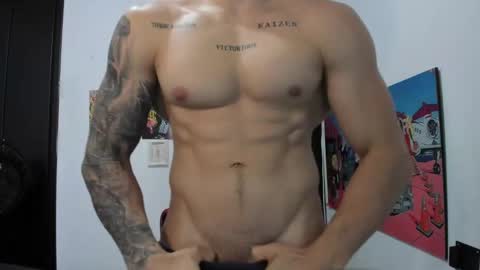 Snapshot of ironflex1 chatting on 10-03-25, 09:23 Jake online show from 10-03-25, 09:23