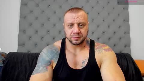 ironhulk22 online show from 12-15-25, 10:30