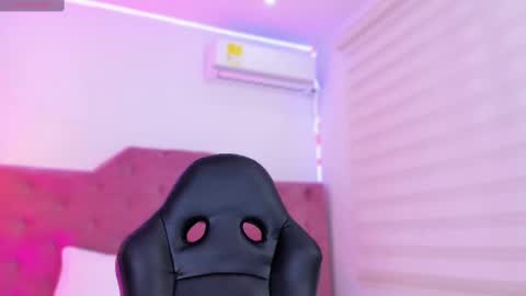 Snapshot of isa__cute chatting on 02-10-25, 06:31 ISA online show from 02-10-25, 06:31