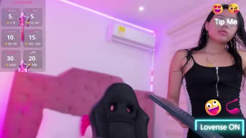 Snapshot of isa__cute chatting on 02-11-25, 03:08 ISA online show from 02-11-25, 03:08